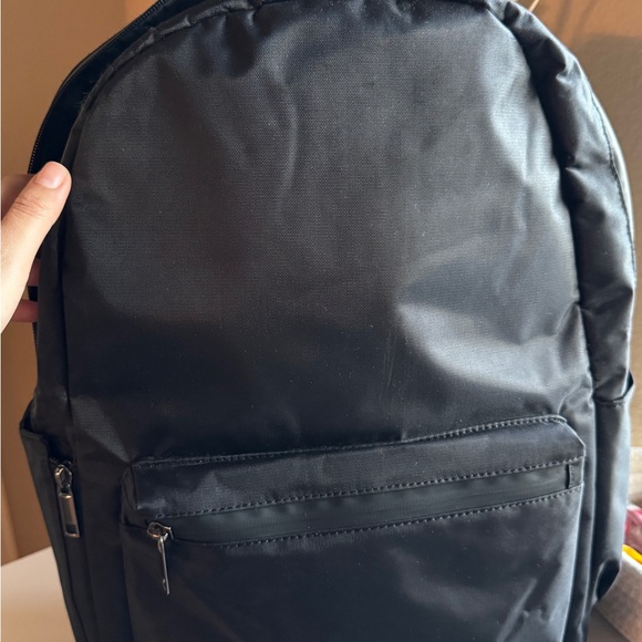 Black lockable smell proof Backpack - Picture 1 of 7